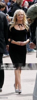 Spice_Girls_Photocall_-_Arrivals_and_Depatures_2007_28929.jpg