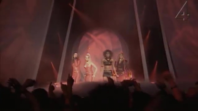 Europe_Music_Awards__-00350~0.jpg