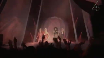 Europe_Music_Awards__-00382~0.jpg