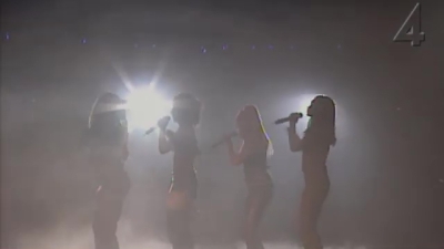 Europe_Music_Awards__-00600~0.jpg