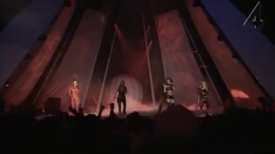 Europe_Music_Awards__-00796~0.jpg