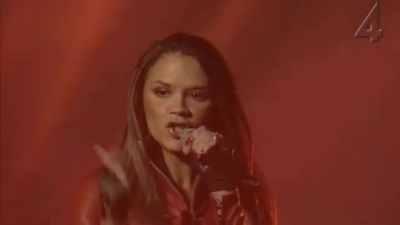 Europe_Music_Awards__-03048.jpg