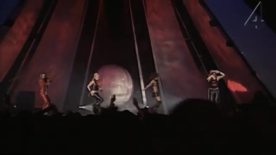 Europe_Music_Awards__-04988.jpg