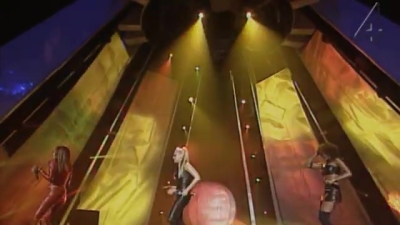 Europe_Music_Awards__-05246.jpg