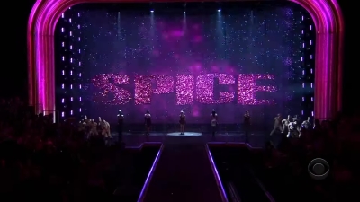 Victoria_s_Secret_Fashion_Show_-00655~0.jpg