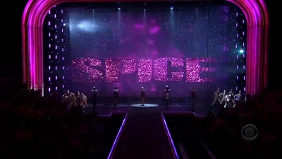 Victoria_s_Secret_Fashion_Show_-00656~0.jpg