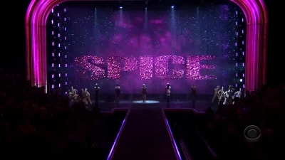 Victoria_s_Secret_Fashion_Show_-00670~0.jpg