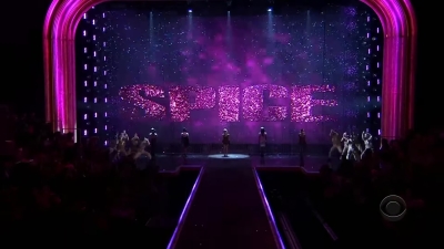 Victoria_s_Secret_Fashion_Show_-00676~0.jpg