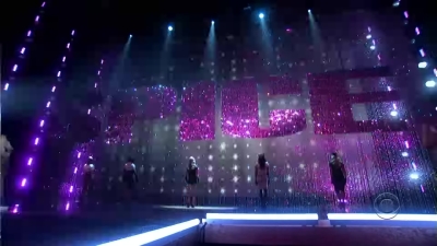 Victoria_s_Secret_Fashion_Show_-00705~0.jpg