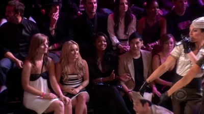 Victoria_s_Secret_Fashion_Show_-02199.jpg