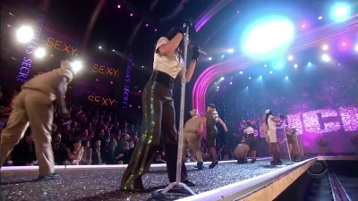 Victoria_s_Secret_Fashion_Show_-02346.jpg