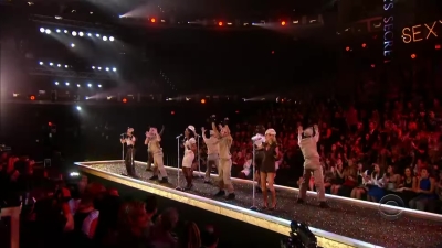 Victoria_s_Secret_Fashion_Show_-02536.jpg