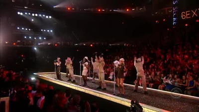 Victoria_s_Secret_Fashion_Show_-02537.jpg