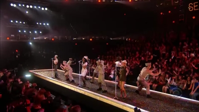Victoria_s_Secret_Fashion_Show_-02549.jpg