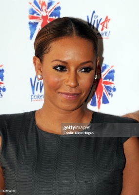Viva_Forever21_Musical_-_Press_Launch_2012_286229.jpg