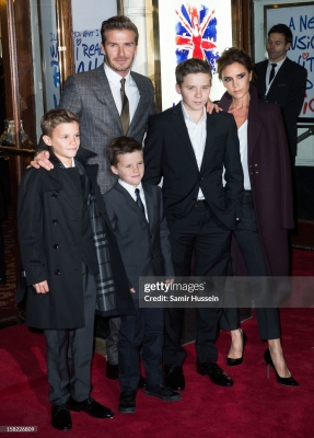 Viva_Forever21_Musical_Premiere_2012_2821629.jpg