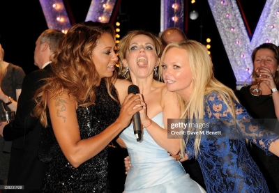 Viva_Forever21_Musical_Premiere_2012_2830429.jpg