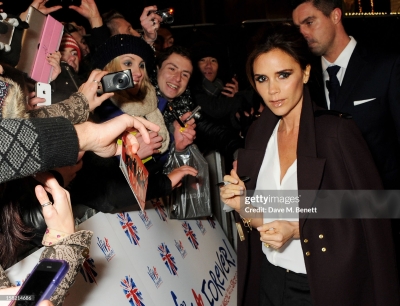 Viva_Forever21_Musical_Premiere_-_Arrivals___Departures_2012_2810829.jpg