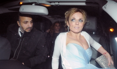 Viva_Forever21_Musical_Premiere_-_Arrivals___Departures_2012_281229.jpg
