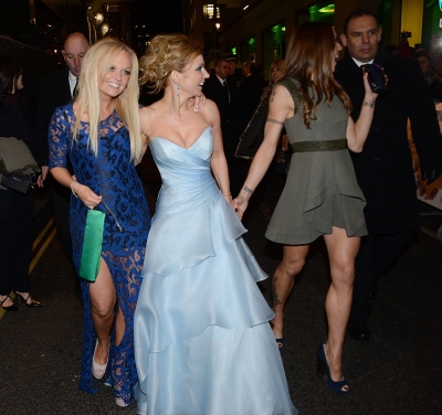 Viva_Forever21_Musical_Premiere_-_Arrivals___Departures_2012_28429.jpg
