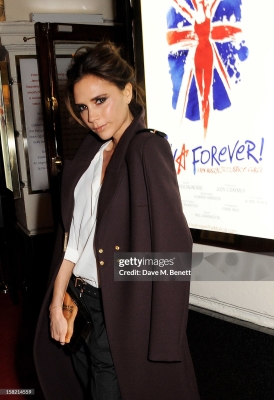 Viva_Forever21_Musical_Premiere_-_Arrivals___Departures_2012_289829.jpg