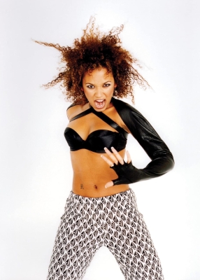 Spiceworld_Album_Shoot_285229.jpg