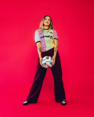 Admiral_x_Spice_Girls_Football_Jersey_2025_28329~0.jpg