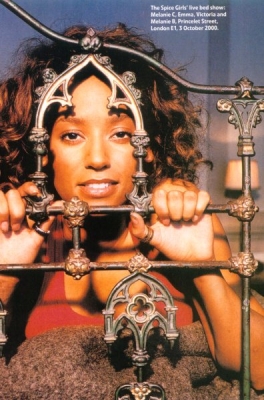 Q_Magazine_UK_December_2000_28429.jpg