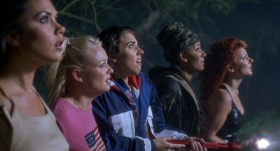 Click to view full size image
==============
Spice_World_The_Movie_-_Stills_281429.jpg Spice_World_The_Movie_-_Stills_281429.jpg