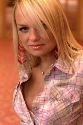 Emma_-_2001_Set_6_28529.jpg