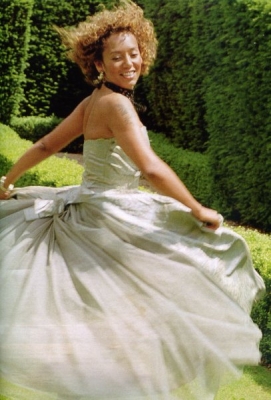 Mel_B_-_2001_Set_3_28329.jpg
