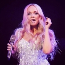Filename=2019_-_Performances-_Emma_Bunton_s_Christmas_Party_288129.jpg
Filesize=172KiB
Dimensions=900x899
Date added=Aug 07, 2025 2019_-_Performances-_Emma_Bunton_s_Christmas_Party_288129.jpg