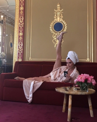 2017_-_Victoria_Set_2_28129.jpg