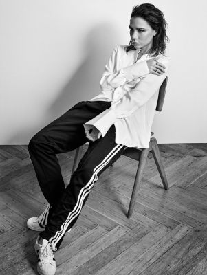 2017_-_Victoria_Set_5_28829.jpg