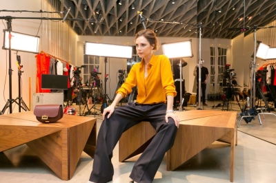 2017_-_Victoria_Set_8.jpg