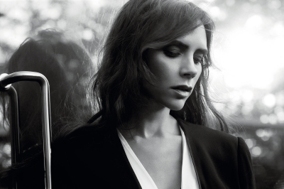 Victoria_-_2015_Set_2_Madame_Figaro_28129.jpg