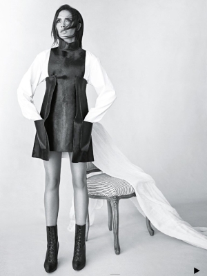 Victoria_-_2015_Set_4_Vogue_Australia_28129.jpg