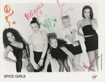 SPICE_-_Album_Shoot_283629.jpg