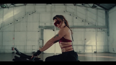 Click to view full size image
==============
Mel_C_-_Sweat_-00433~0.jpg Mel_C_-_Sweat_-00433~0.jpg