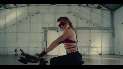 Click to view full size image
==============
Mel_C_-_Sweat_-00436~0.jpg Mel_C_-_Sweat_-00436~0.jpg