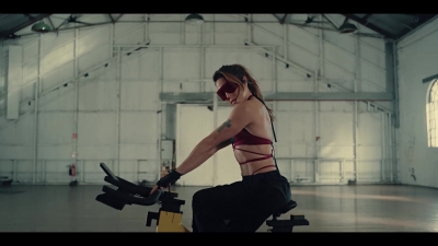 Click to view full size image
==============
Mel_C_-_Sweat_-00441~0.jpg Mel_C_-_Sweat_-00441~0.jpg