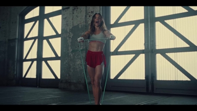 Click to view full size image
==============
Mel_C_-_Sweat_-00568~0.jpg Mel_C_-_Sweat_-00568~0.jpg