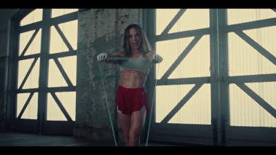 Click to view full size image
==============
Mel_C_-_Sweat_-00585~0.jpg Mel_C_-_Sweat_-00585~0.jpg