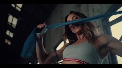 Click to view full size image
==============
Mel_C_-_Sweat_-00593~0.jpg Mel_C_-_Sweat_-00593~0.jpg