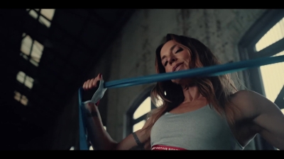 Click to view full size image
==============
Mel_C_-_Sweat_-00598~0.jpg Mel_C_-_Sweat_-00598~0.jpg