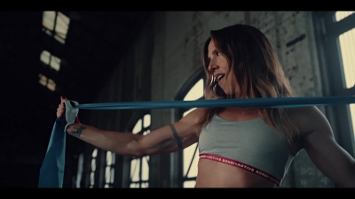 Click to view full size image
==============
Mel_C_-_Sweat_-00621~0.jpg Mel_C_-_Sweat_-00621~0.jpg