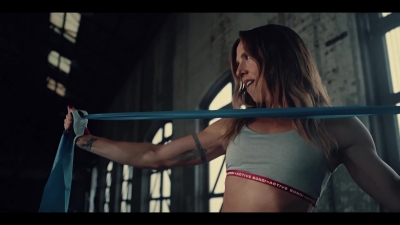 Click to view full size image
==============
Mel_C_-_Sweat_-00622~0.jpg Mel_C_-_Sweat_-00622~0.jpg