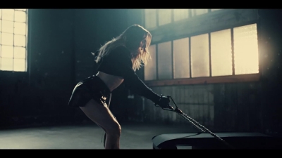 Click to view full size image
==============
Mel_C_-_Sweat_-01080.jpg Mel_C_-_Sweat_-01080.jpg