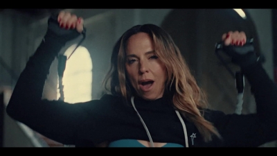 Click to view full size image
==============
Mel_C_-_Sweat_-01160.jpg Mel_C_-_Sweat_-01160.jpg