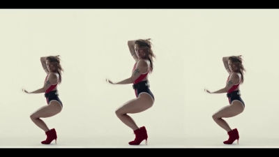 Click to view full size image
==============
Mel_C_-_Sweat_-01222.jpg Mel_C_-_Sweat_-01222.jpg